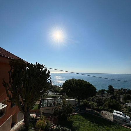 Il Giardino Del Mare Apartment Ventimiglia Exterior photo