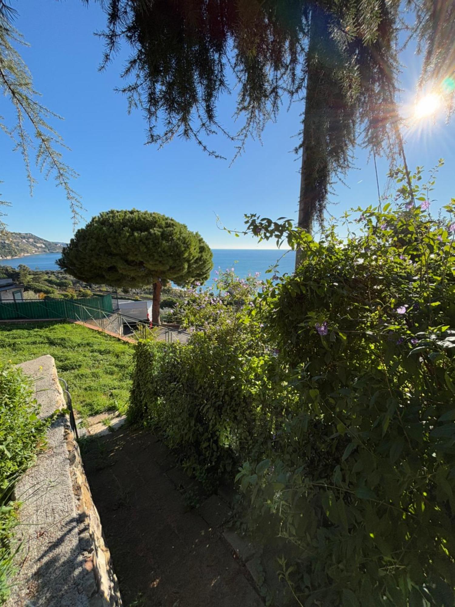 Il Giardino Del Mare Apartment Ventimiglia Exterior photo