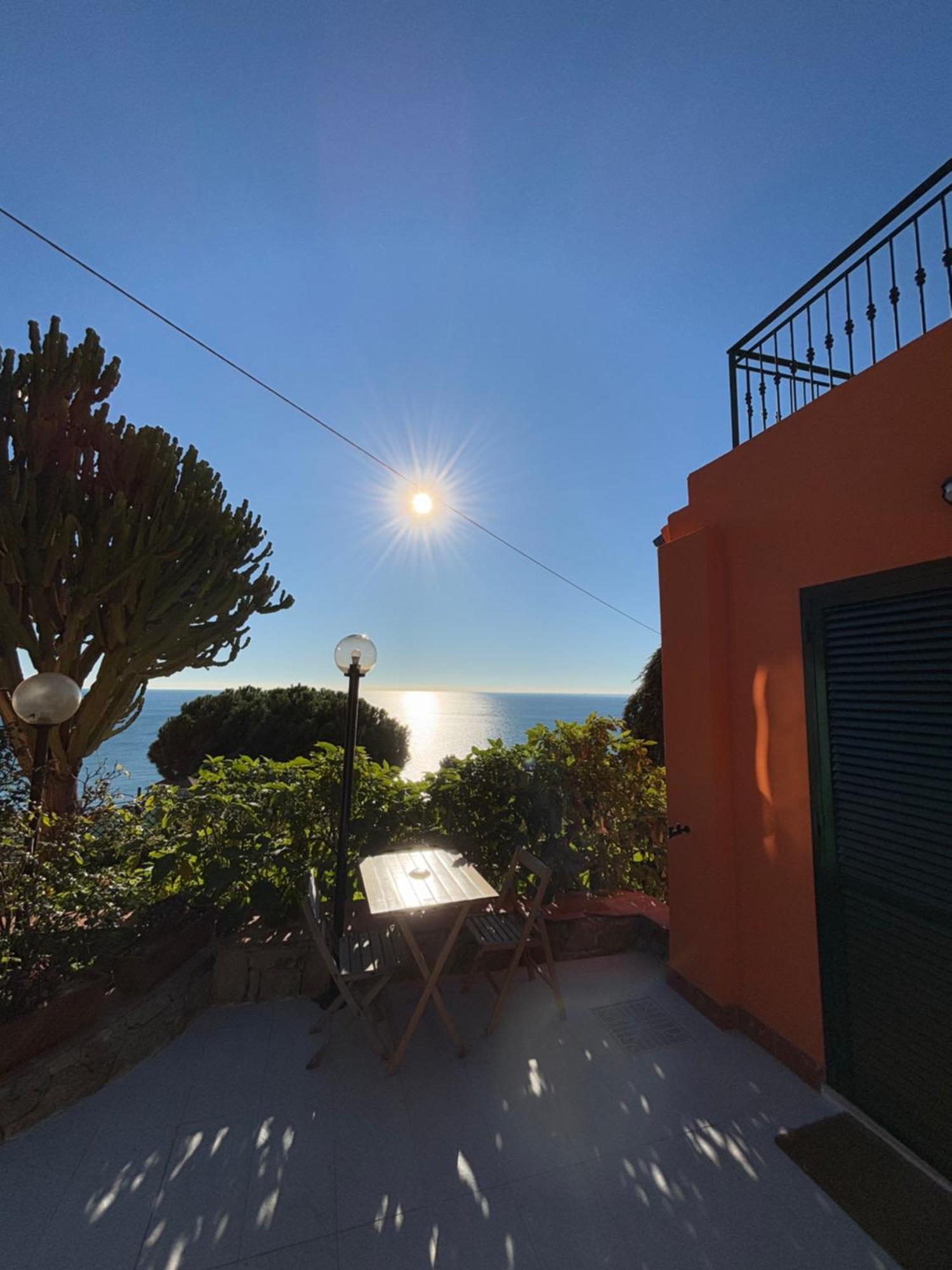 Il Giardino Del Mare Apartment Ventimiglia Exterior photo