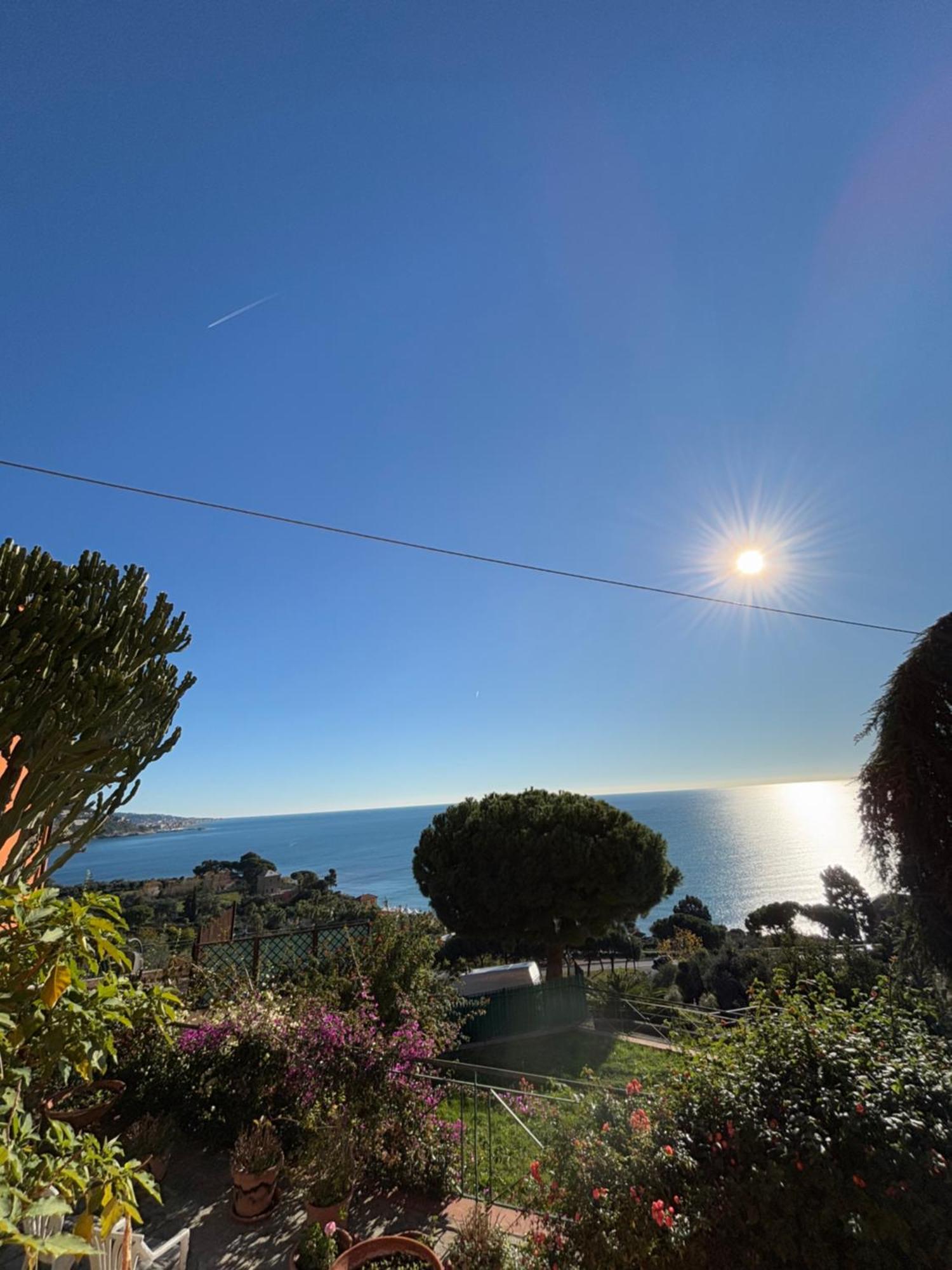 Il Giardino Del Mare Apartment Ventimiglia Exterior photo